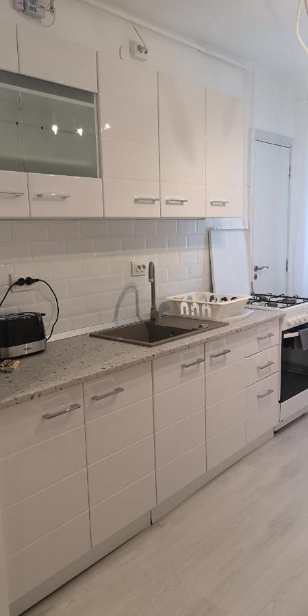 Diamond Apartment Targu Mures Exterior foto